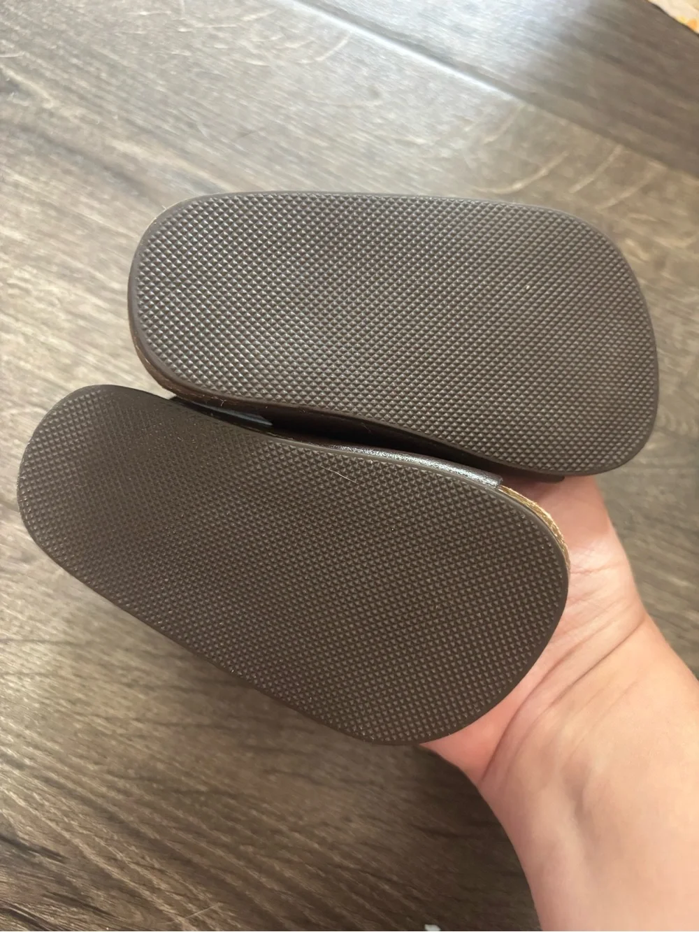 Baby Sandals - Picture 2 of 2